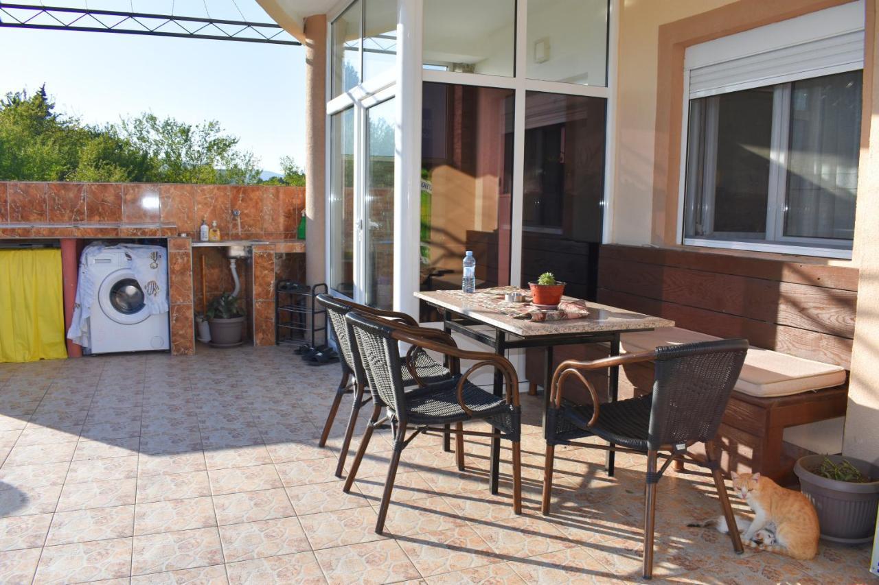 Apartments Murati Ulcinj Exterior photo