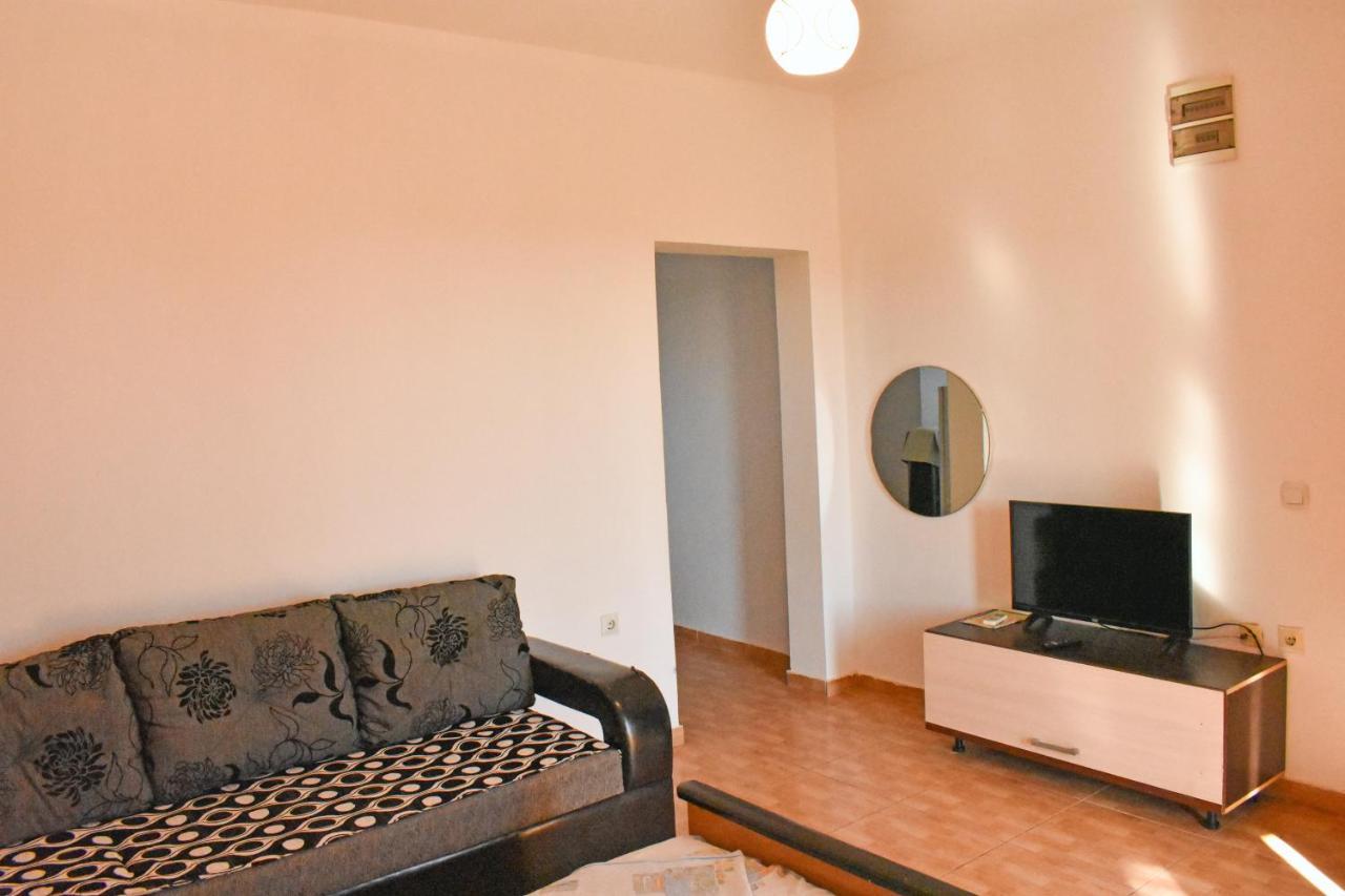 Apartments Murati Ulcinj Exterior photo